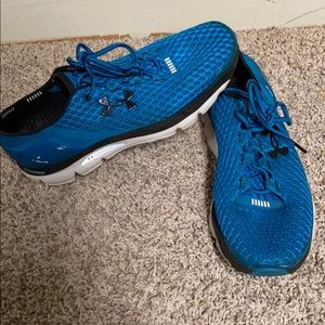 Men’s Under Armour size 10 shoe